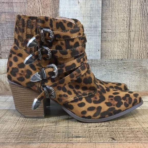 Beast Fashion Boots Womens 11 Brown Black Leopard Print Ankle‎ Western Booties - Picture 1 of 12
